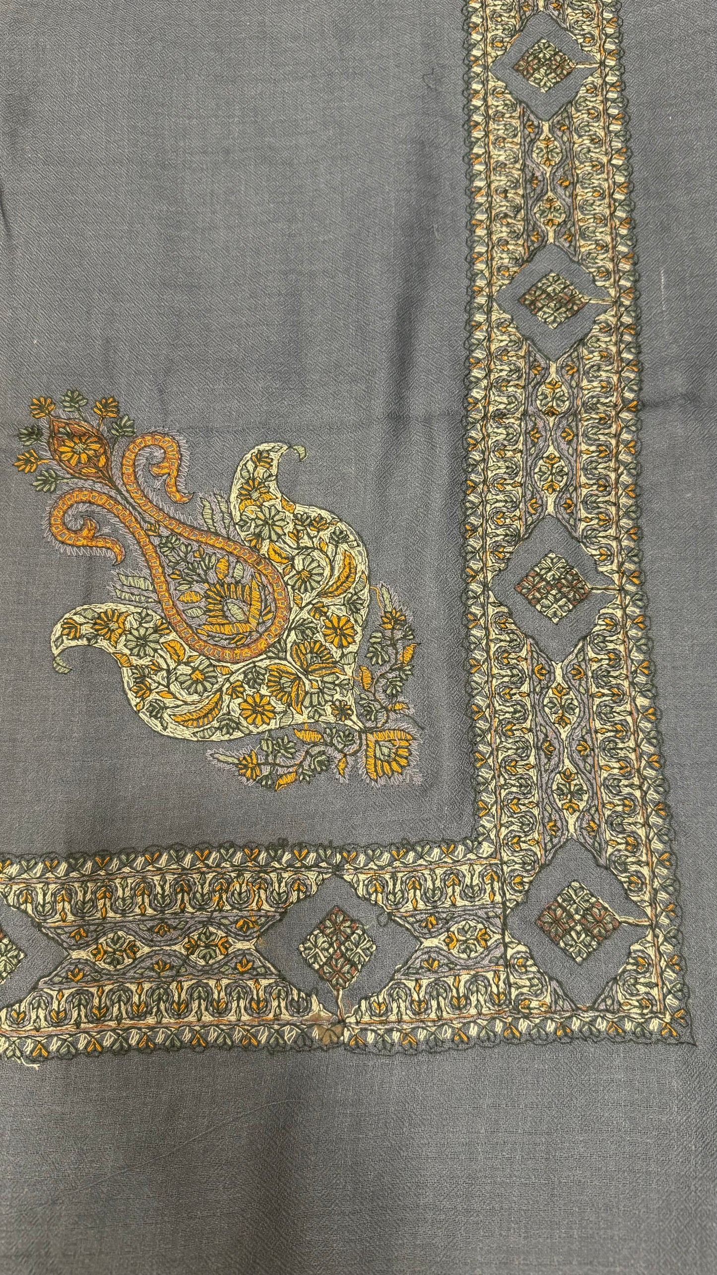 Dark Grey X Russet Stitched Yemeni Shemagh