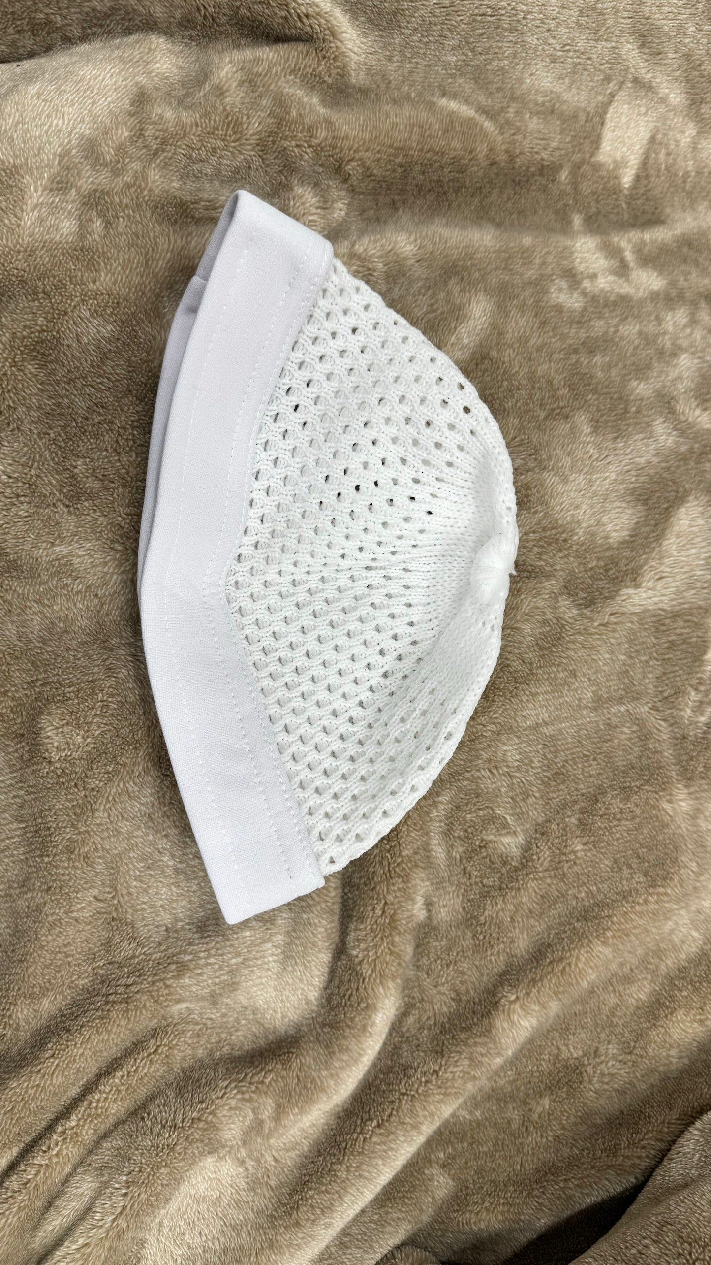 White Frost 1.0 Kufi
