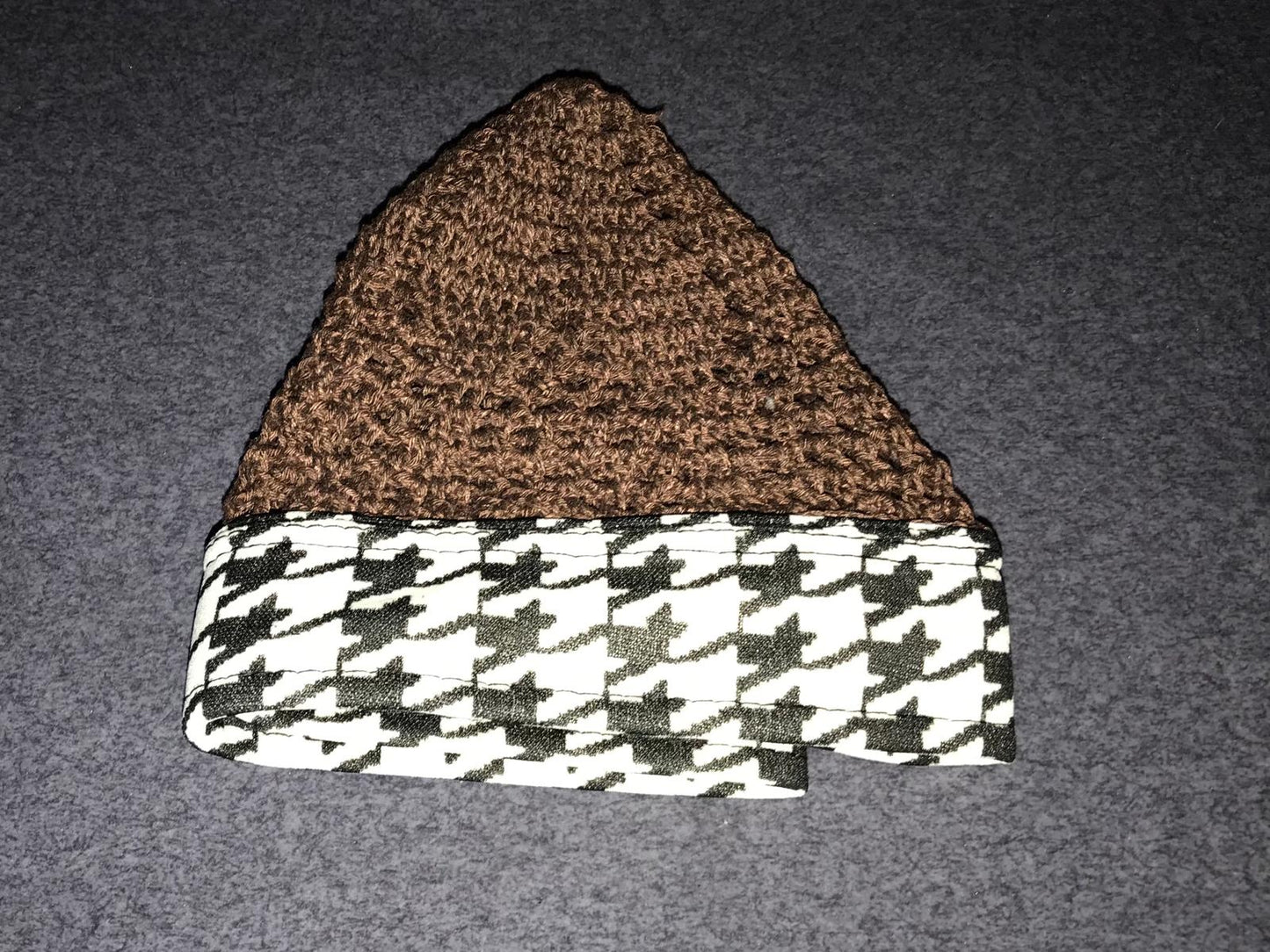 White X Black Maze Kufi