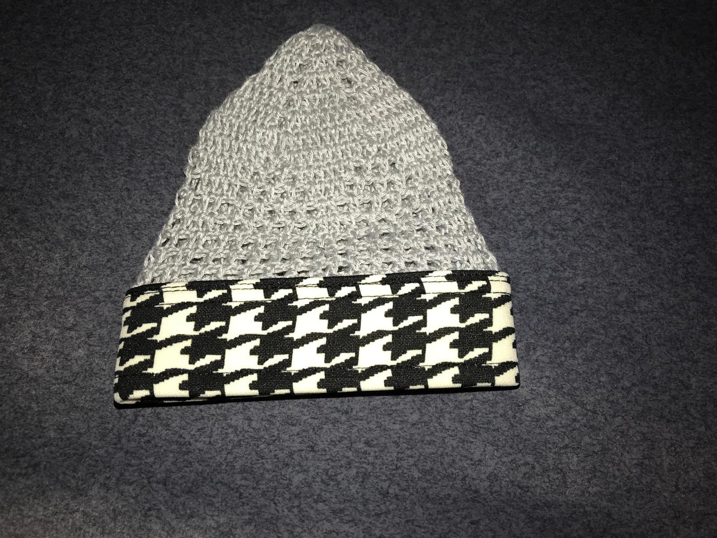 White X Black Maze Kufi