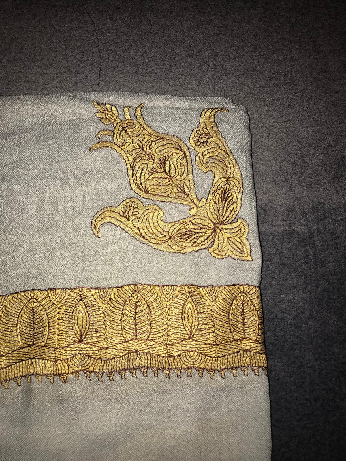 Grey ft Gold x Red Shemagh