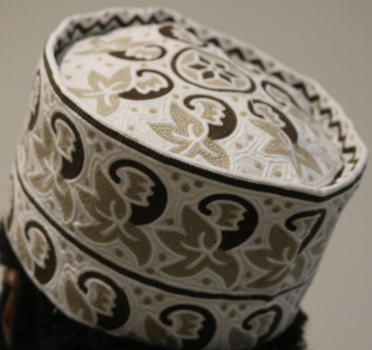 "Style It" Hat - Brown Star