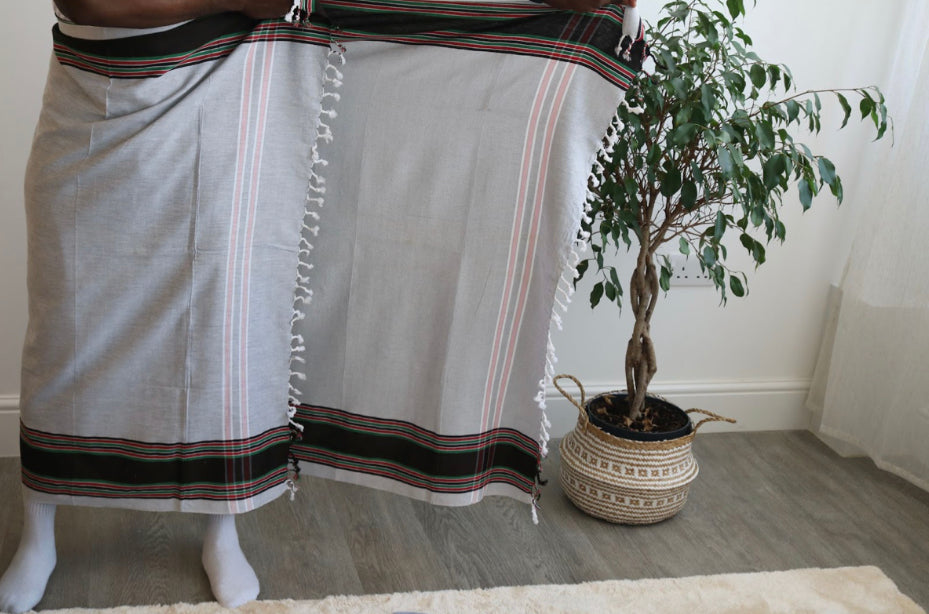 Izaar - Ma'wees - Longhi - Kikoi