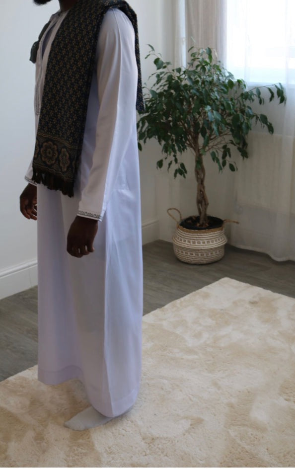 Omani / Tanzanian Thobe