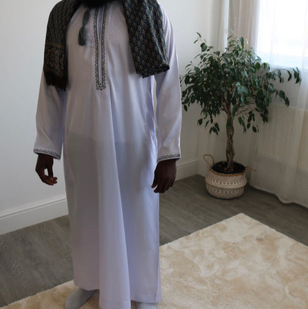 Omani / Tanzanian Thobe