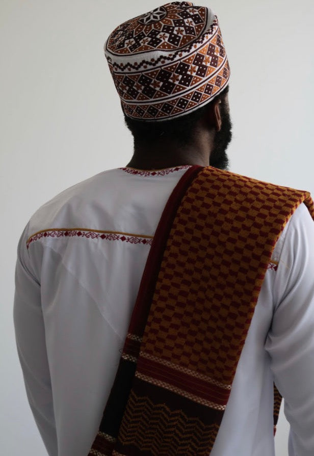 Omani / Tanzanian Thobe