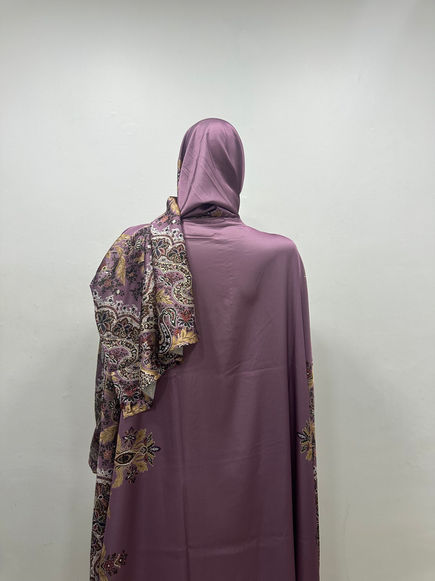 Paisley Modest Prayer Set
